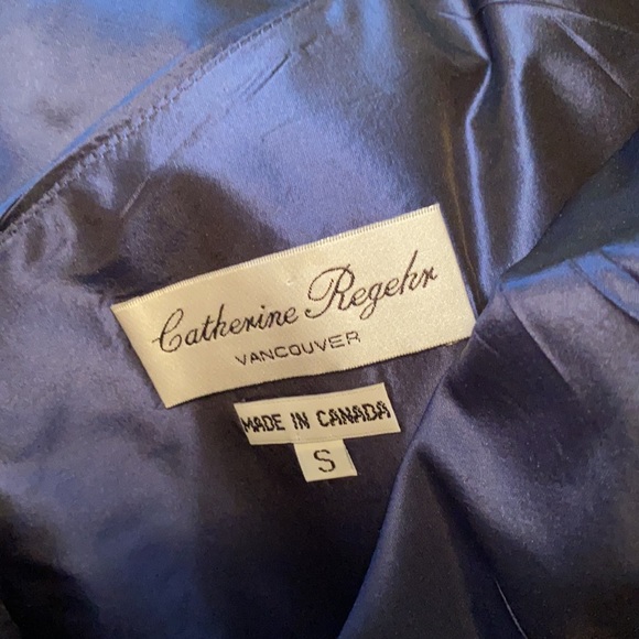 Catherine Regehr Silk Navy One Shoulder Gown - Picture 7 of 10